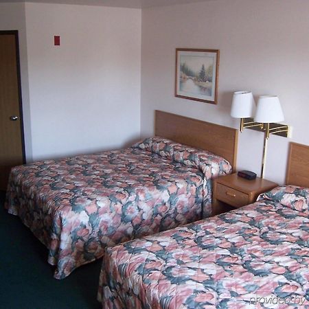 Budget Host Inn & Suites North Branch Δωμάτιο φωτογραφία